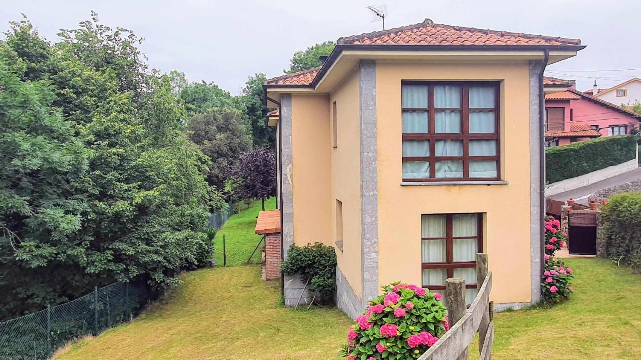 Vivienda Vacacional Villa Maruja Andrín Exteriör bild