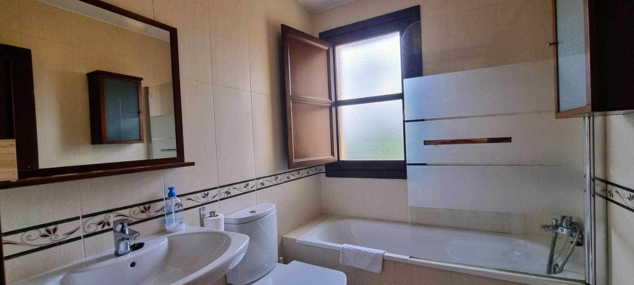 Vivienda Vacacional Villa Maruja Andrín Exteriör bild